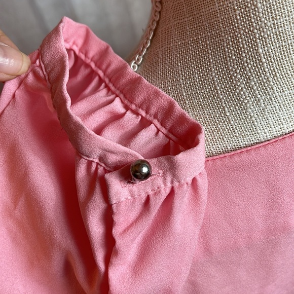 New York & Co. Pink classy top with charm size small. - Picture 5 of 5